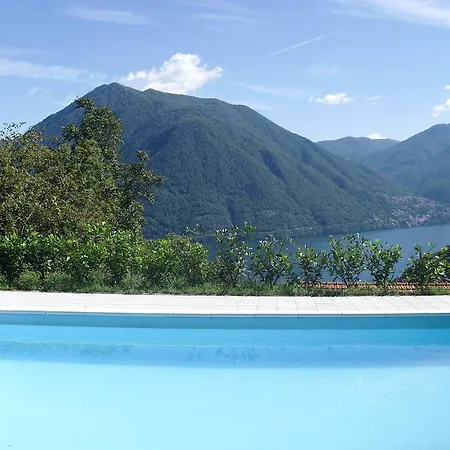 Rosa Villa Argegno